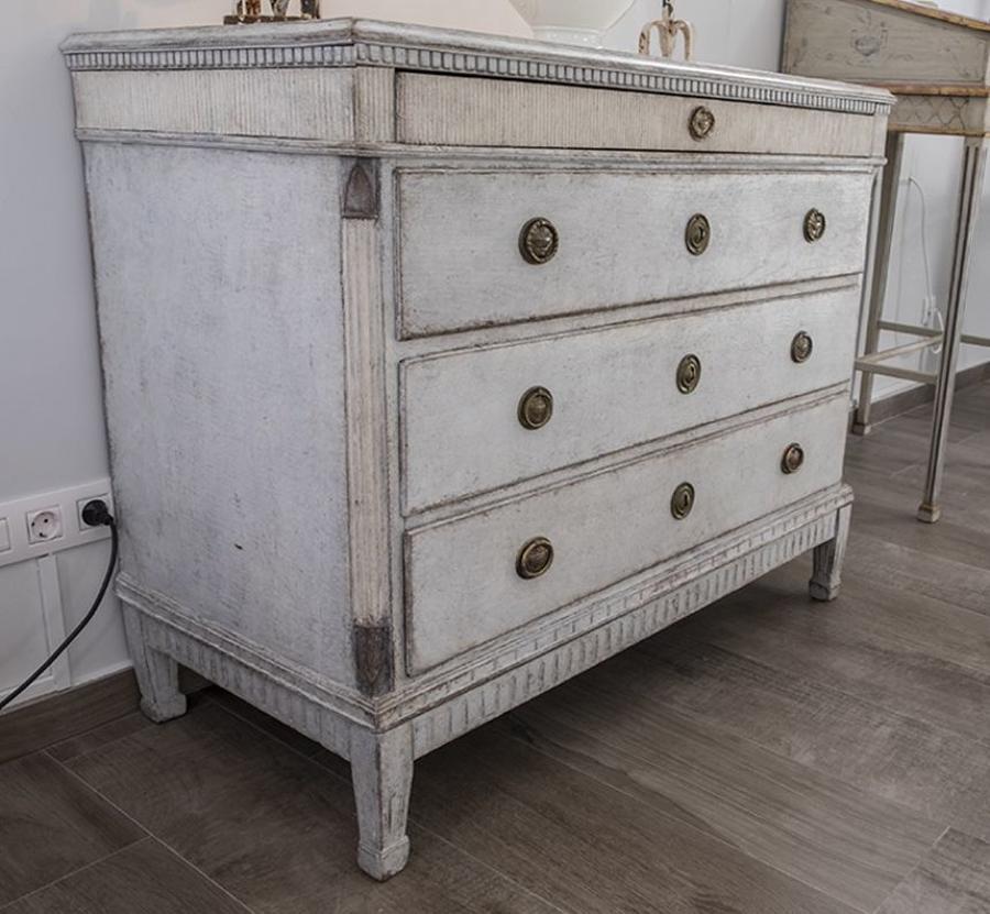 Gustavian Period Chest of Drawers